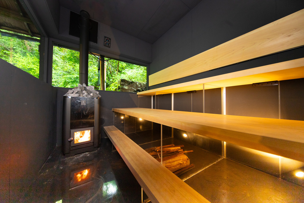 【素泊まり】奥多摩の湧水と森に抱かれる禅サウナ・一棟貸切プラン