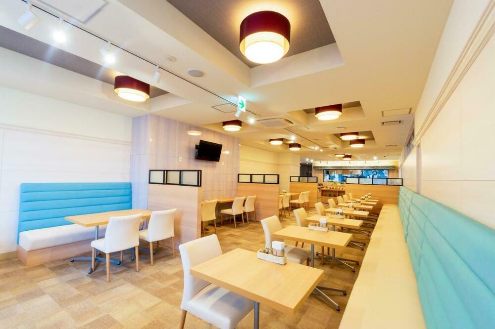 [In the middle of Kokusai-dori Street] -For family trips and couples- [Breakfast included] [Entire building non-smoking]