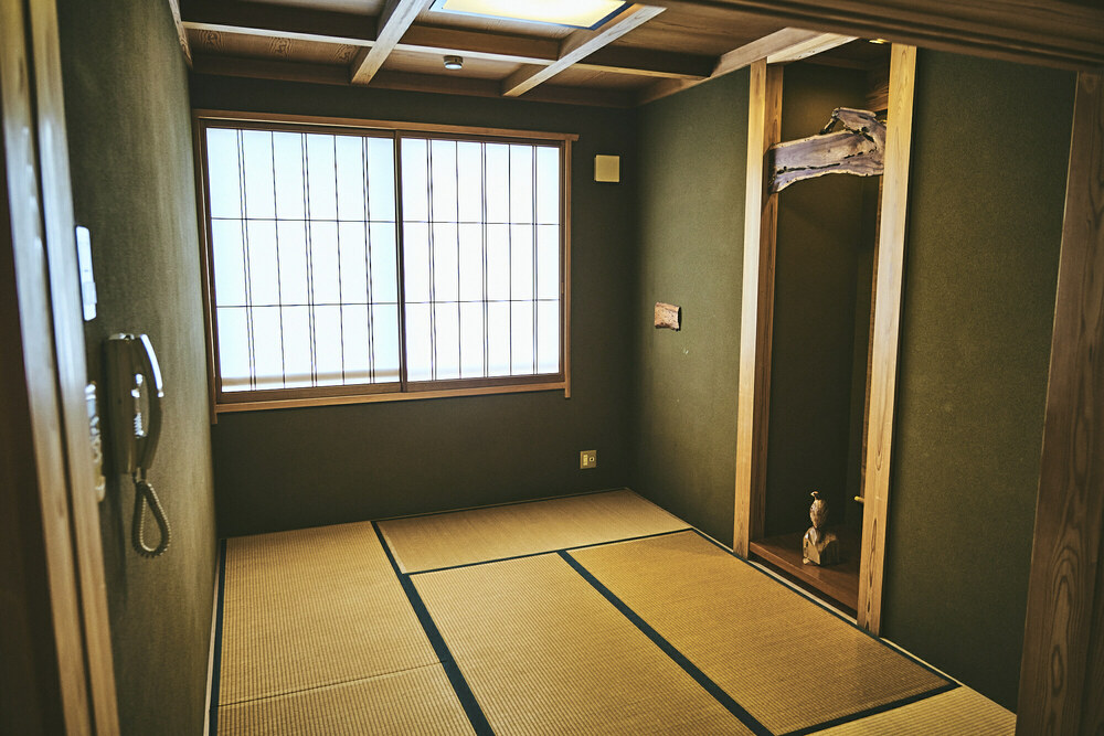 雷鳥（和室・６畳）