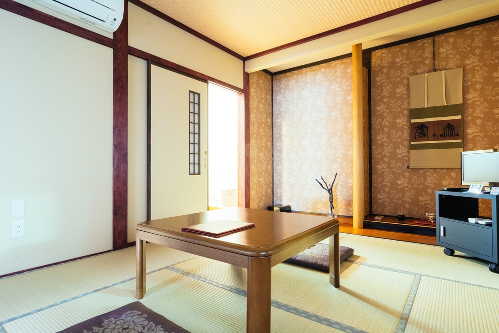 (Hinoki) Japanese-Style Superior Twin Room with Private Bath & Toilet - No View