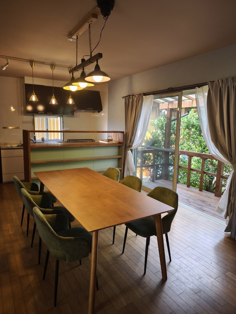 猫のネネと泊まるお部屋【離れ1棟貸し平屋・広いデッキ付き】ユニットバス