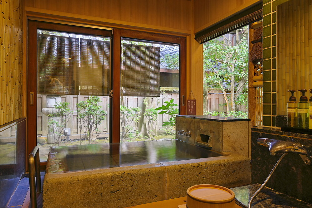 ★リニューアル★＜桃山＞半露天風呂付離れ風客室／和室＋ツイン