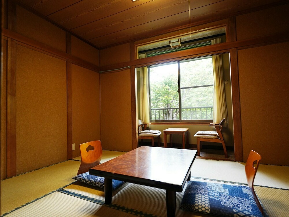 【本館和室6畳】1～2名様向け　乗鞍岳見える客室